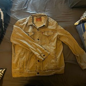 Levi khaki jean jacket